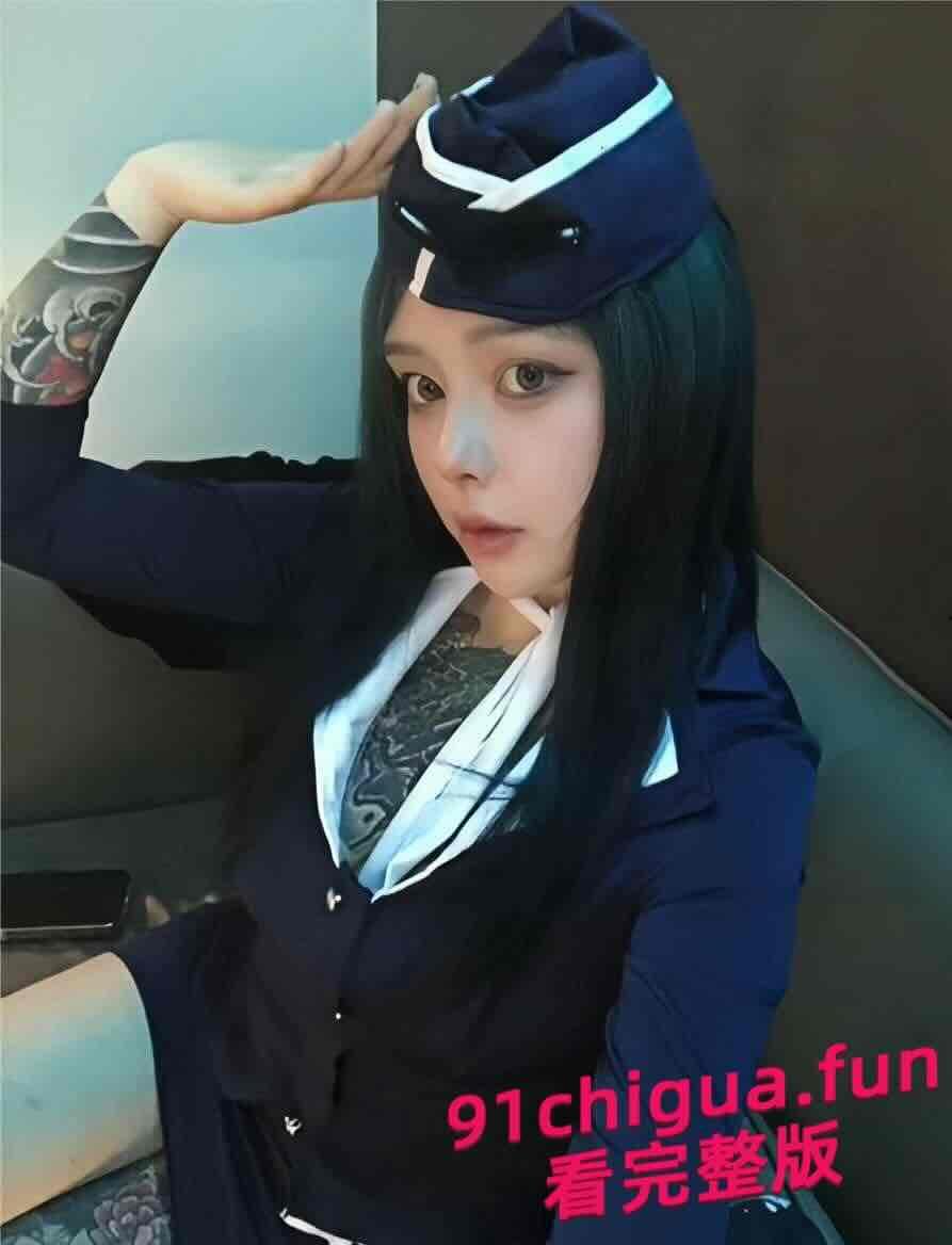 超高颜值纹身女王王小雨被被爆受虐性瘾，性感制服诱惑搭配黑丝性爱视频流出惊爆网络！-3