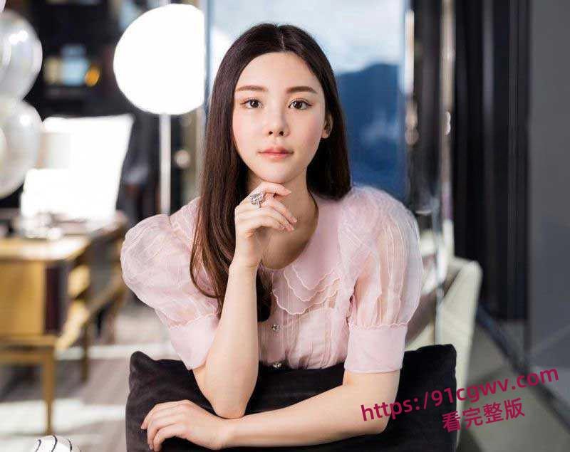 网约极品白嫩00后幼儿园老师酒店吃鸡 口活很专业 小穴超级粉嫩赚到了-4