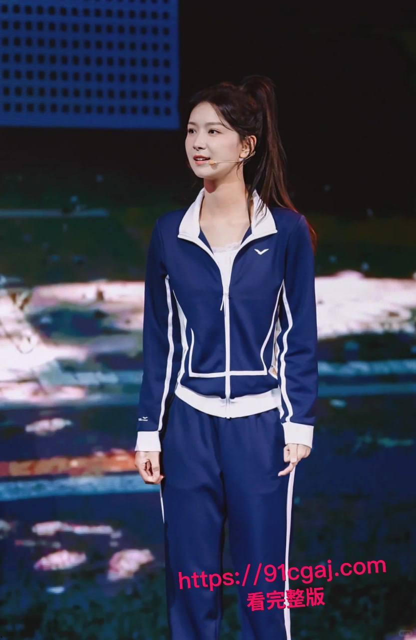 真实约炮！约到一个中央戏剧学院的学生妹，真实嫩得没有天理，口交后入简直爽歪歪！-5