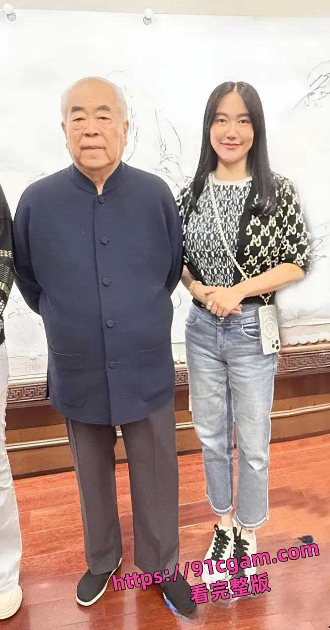 书法界泰斗范曾小50岁娇妻徐萌出轨，伙同多名情夫挪走数十亿书画藏品-8