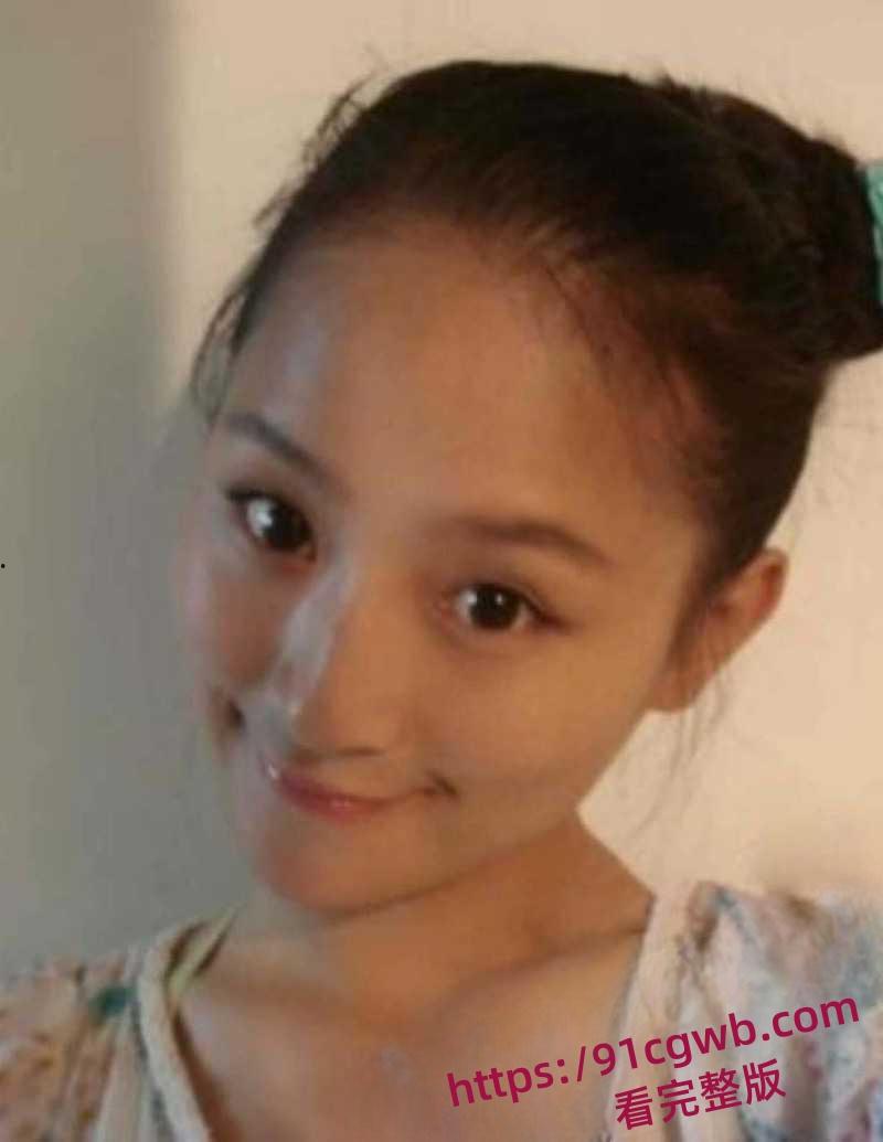 清纯女星吴绿洲在影视剧美丽的错误中大胆漏奶 属实是为艺术献身-3